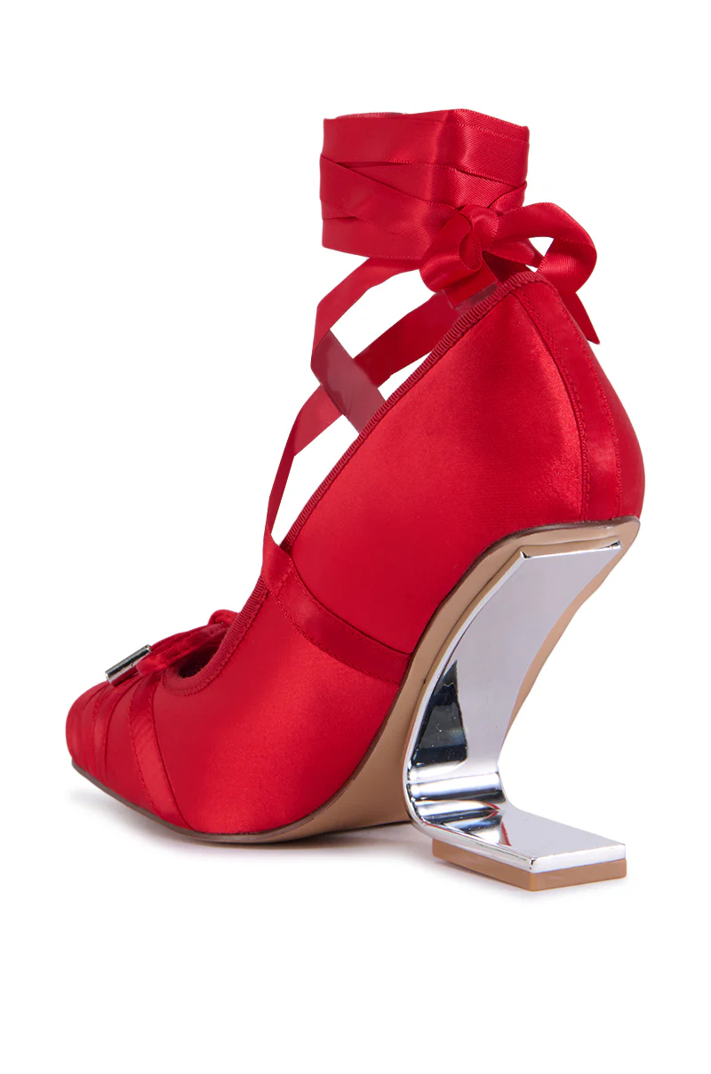 AZALEA WANG PAVARITI BALLET SWOOP HEEL IN RED - Image 12