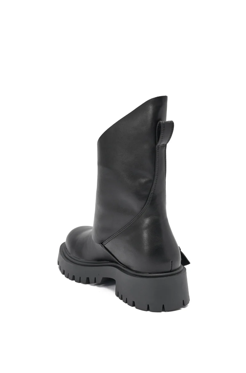 AZALEA WANG PHRIXUS BLACK CHUNKY SHORT SHAFT PU BOOT - Image 6