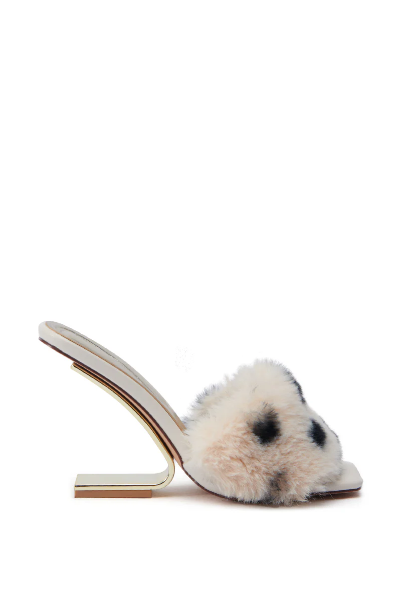 AZALEA WANG PUPON BEIGE WEDGE SANDAL - Image 5