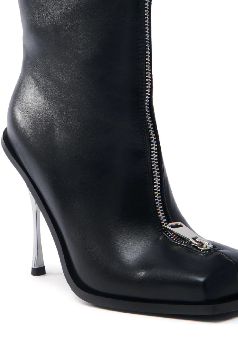 AZALEA WANG ROUSSE FRONT ZIP BOOT IN BLACK - Image 10