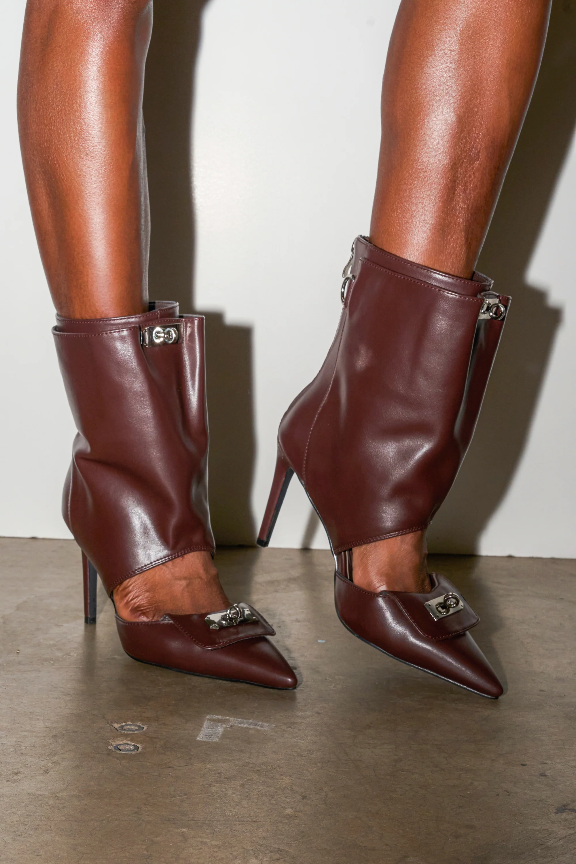 AZALEA WANG SARVESH BROWN CUTOUT STILETTO BOOTIE - Image 2