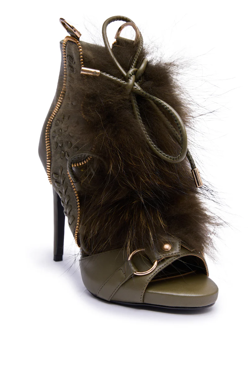 AZALEA WANG SHAINY OLIVE FUR SANDAL - Image 4