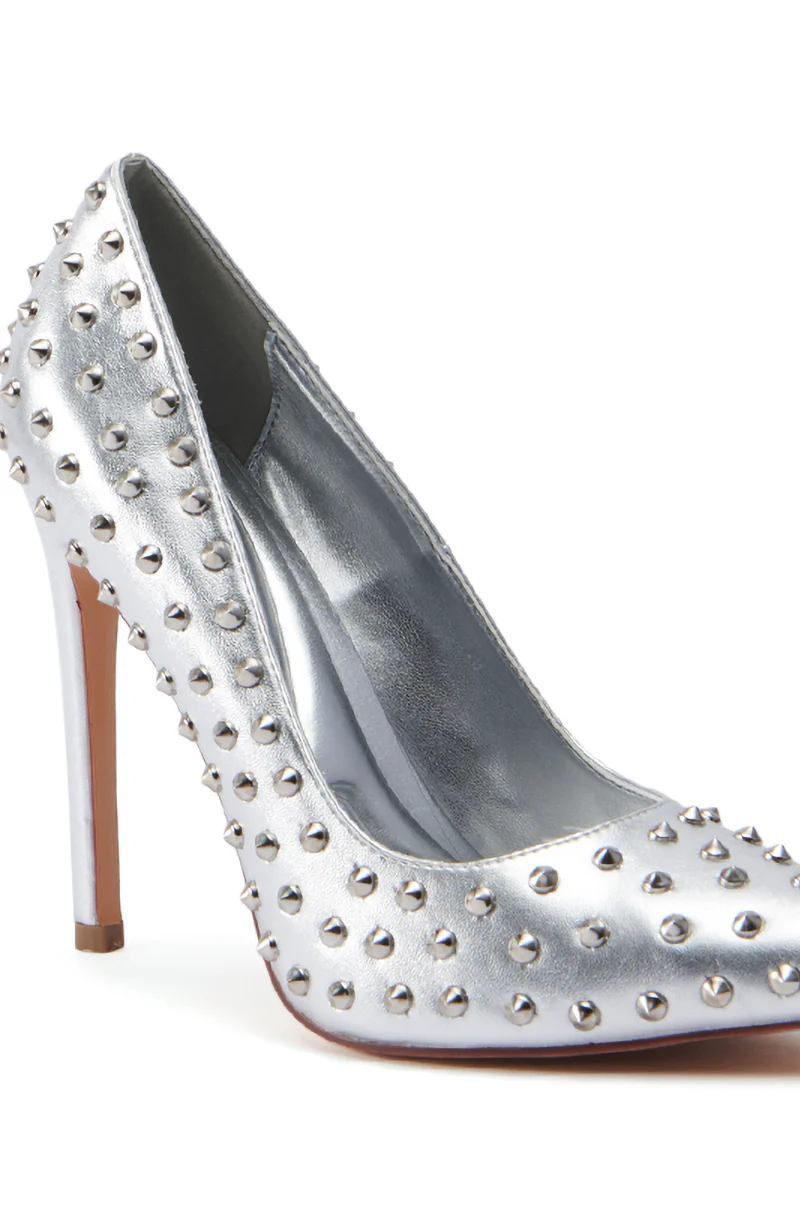 AZALEA WANG SILVVY SILVER PUMP WITH SPIKES - Image 5