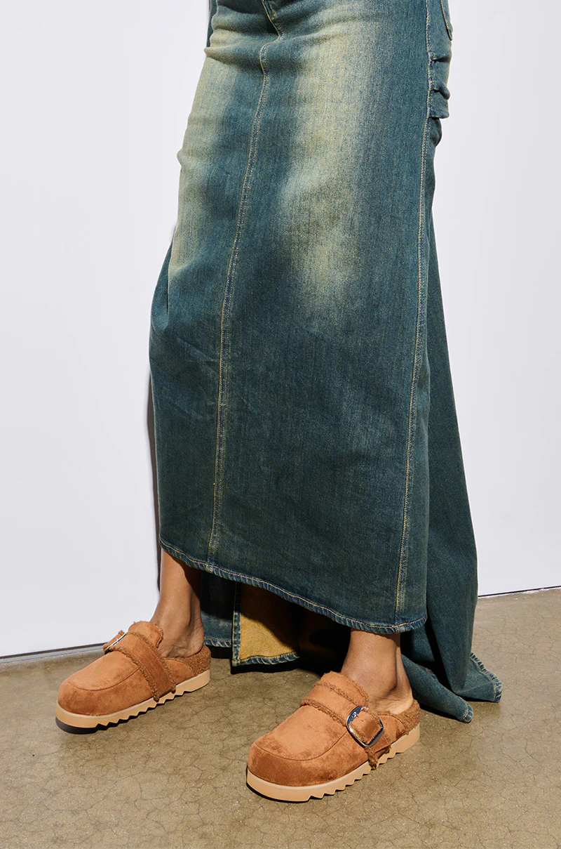 AZALEA WANG SIMAH CHESTNUT SLIPPER CLOG - Image 3