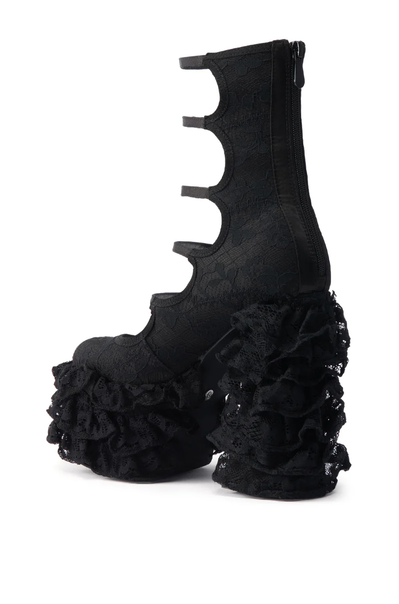 AZALEA WANG SPREENE FRILL LACE PUMP IN BLACK - Image 6