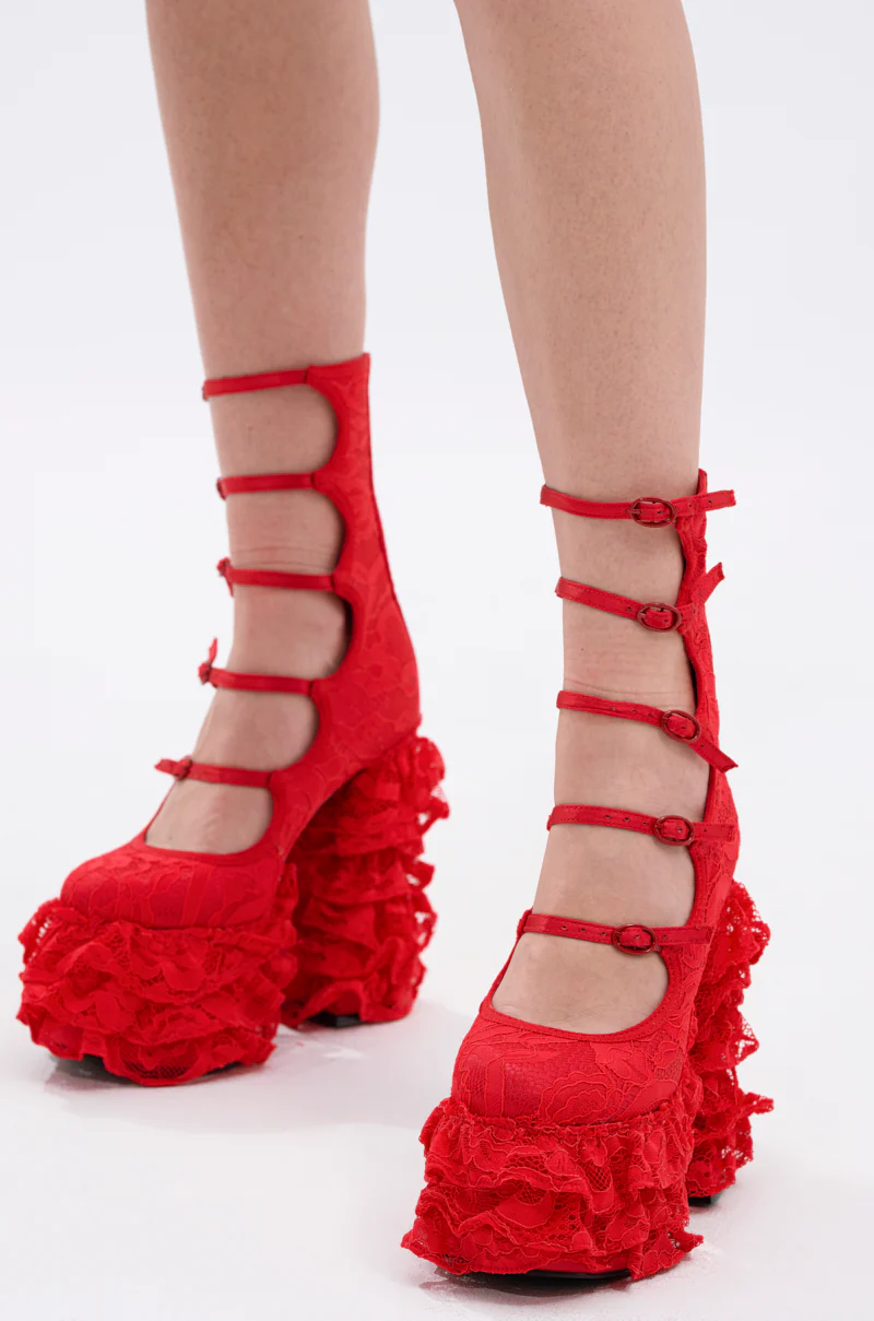 AZALEA WANG SPREENE RED CHUNKY PUMP - Image 3