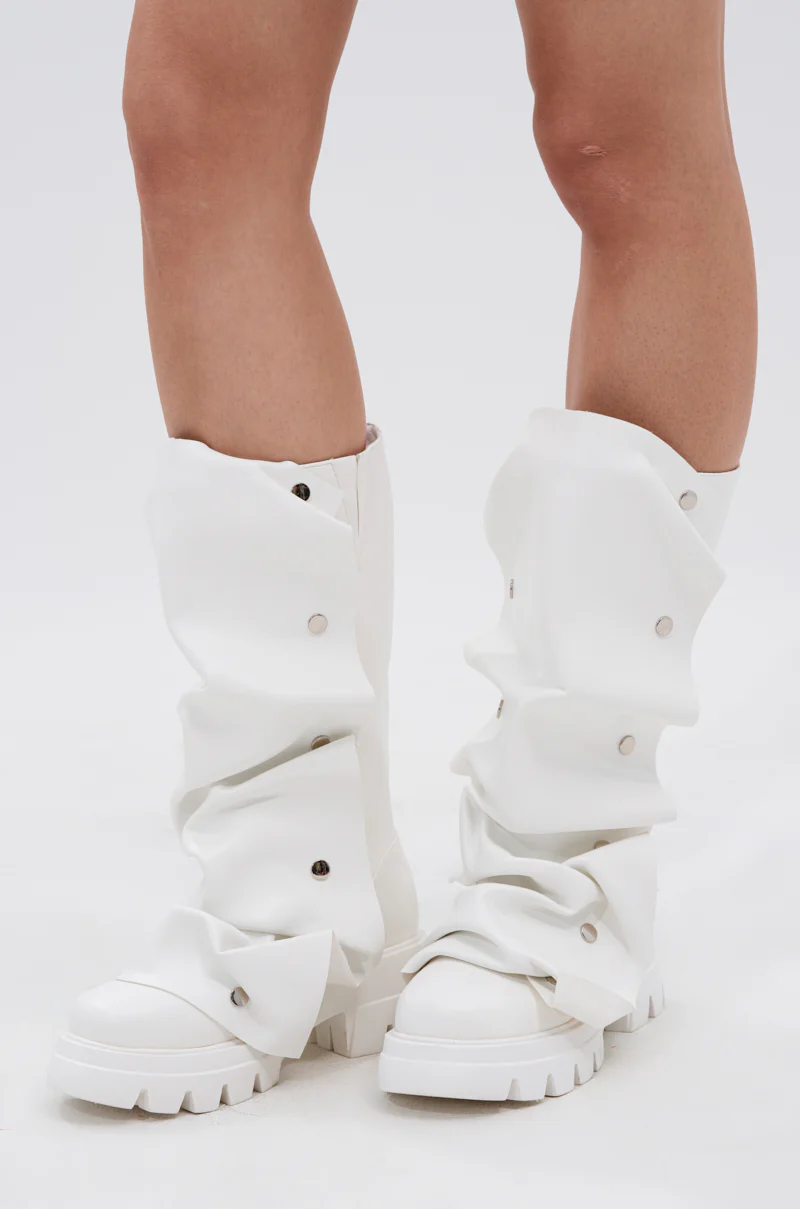 AZALEA WANG SYBEL WHITE SNAP DETAIL BOOTIE - Image 2