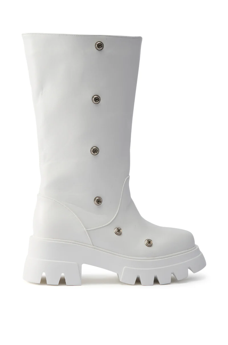 AZALEA WANG SYBEL WHITE SNAP DETAIL BOOTIE - Image 6