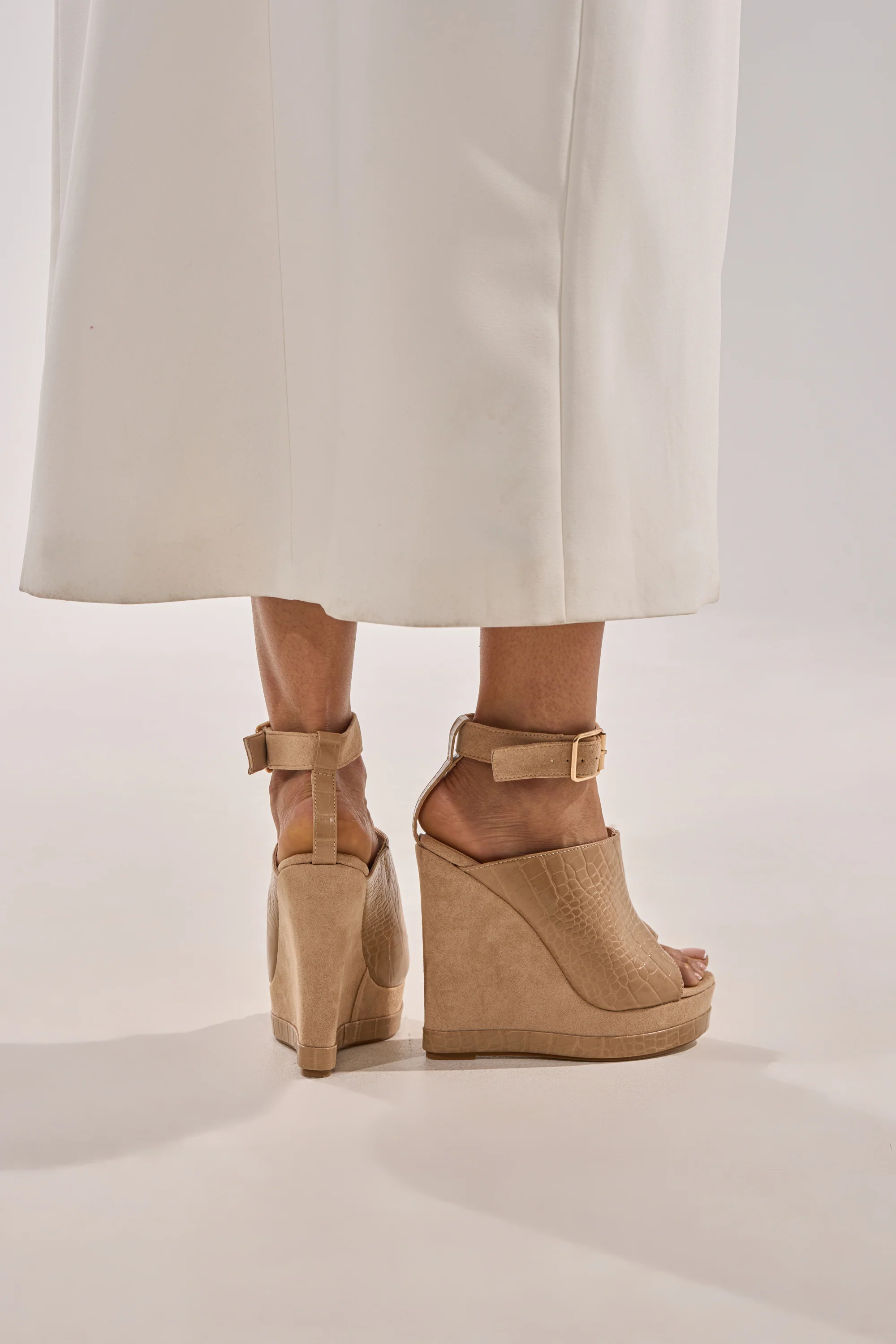 AZALEA WANG TANA NUDE MIXED MATERIAL WEDGE - Image 3