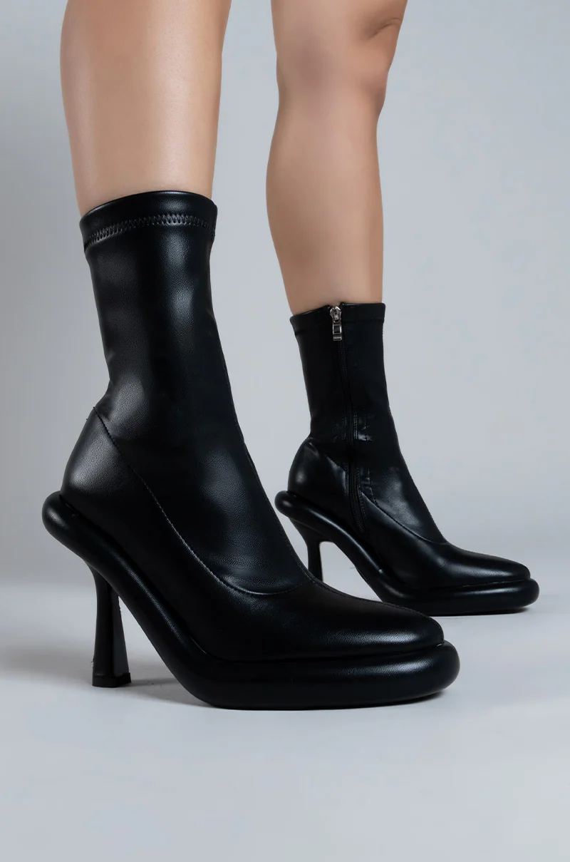 AZALEA WANG TARROW STILETTO PU BOOTIE IN BLACK - Image 7