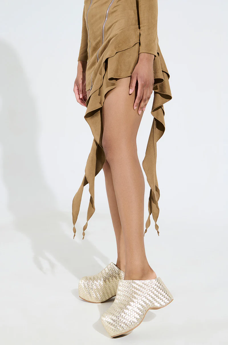 AZALEA WANG TEATREE GOLD WOVEN CLOG - Image 2