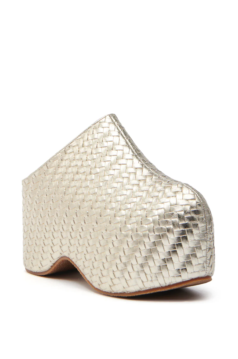 AZALEA WANG TEATREE GOLD WOVEN CLOG - Image 4