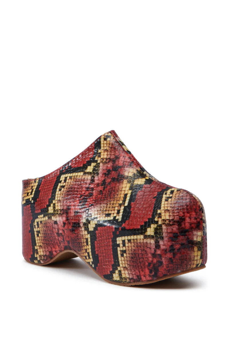 AZALEA WANG TEATREE RED SNAKE FLATFORM CLOGS - Image 3