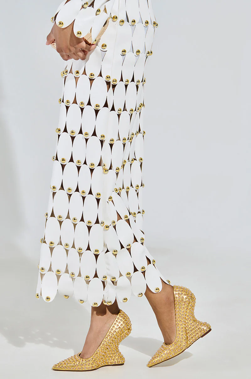 AZALEA WANG TERYN GOLD WEDGE PUMP - Image 4