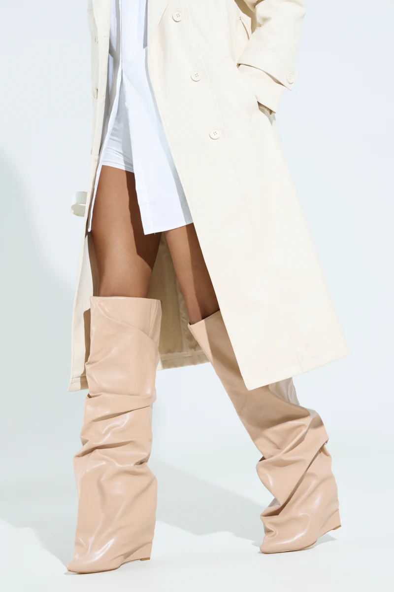 AZALEA WANG TEUILA BONE WEDGE RUCHED BOOT - Image 4