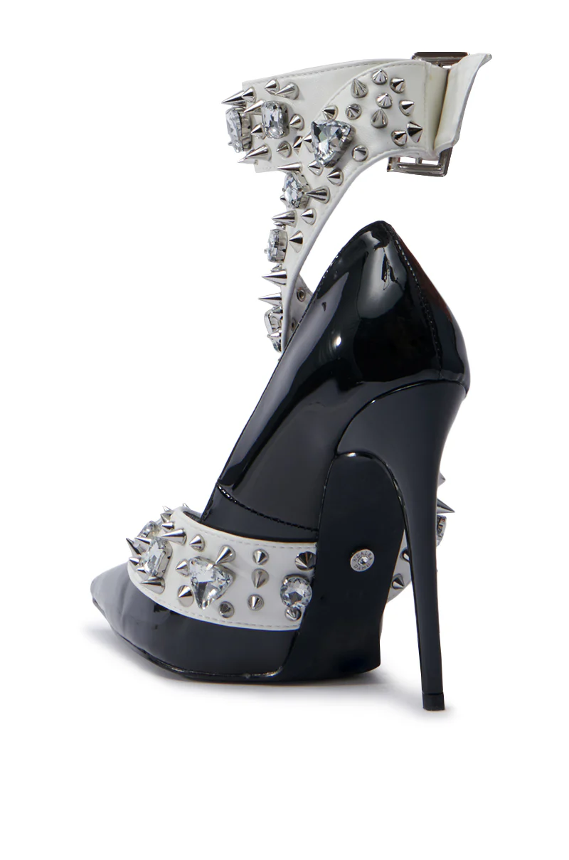 AZALEA WANG TRIANA BLACK PATENT EMBELLISHED PUMP - Image 5
