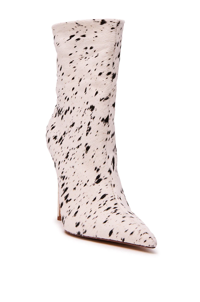 AZALEA WANG TYELOR WHITE BLACK PONY HAIR BOOTIE - Image 7