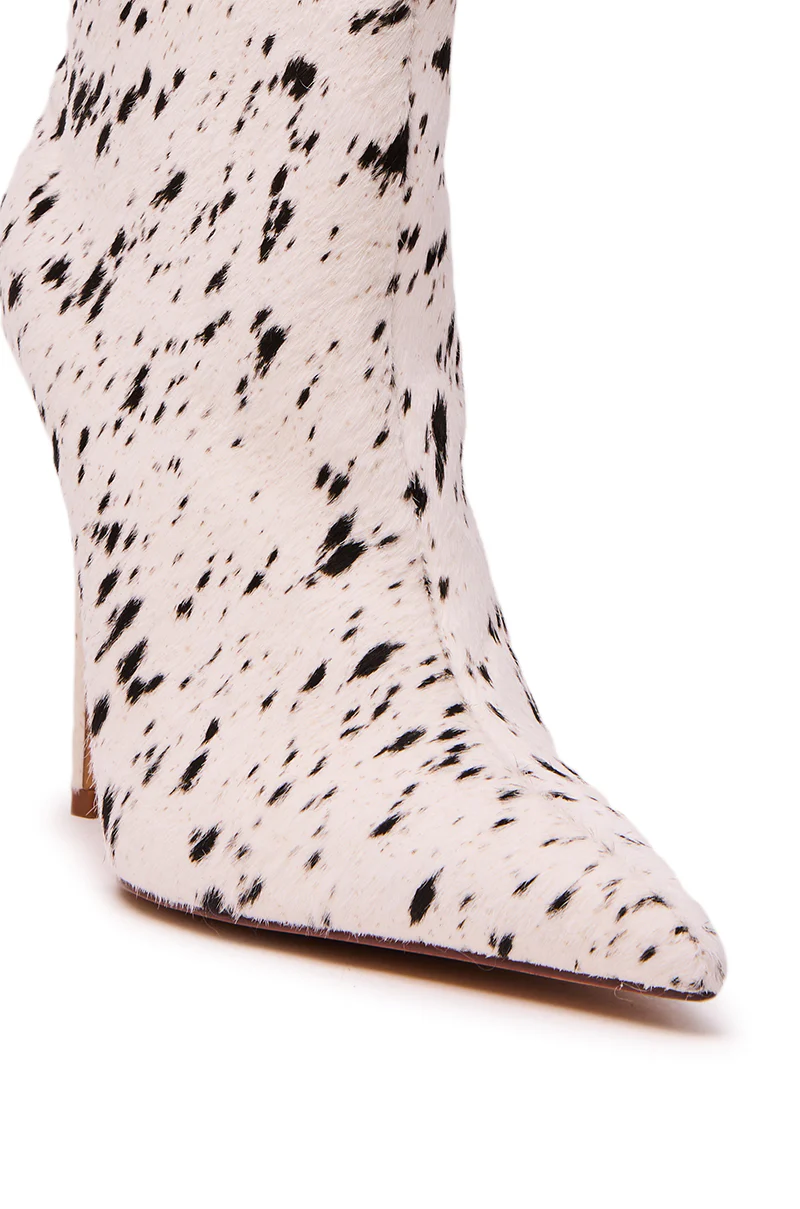 AZALEA WANG TYELOR WHITE BLACK PONY HAIR BOOTIE - Image 9