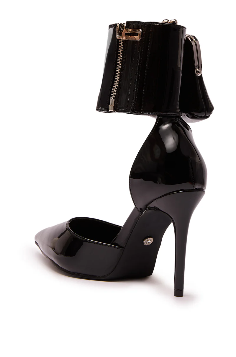 AZALEA WANG TZIVA BLACK COIN PURSE PUMP - Image 7