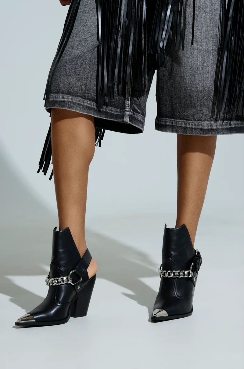 AZALEA WANG WADE BLACK WESTERN BOOTIE - Image 2