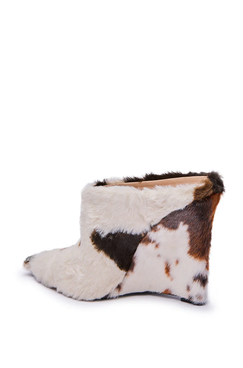 AZALEA WANG WAFIYA MULTI WEDGE COW PATTERN FURRY PUMP - Image 7