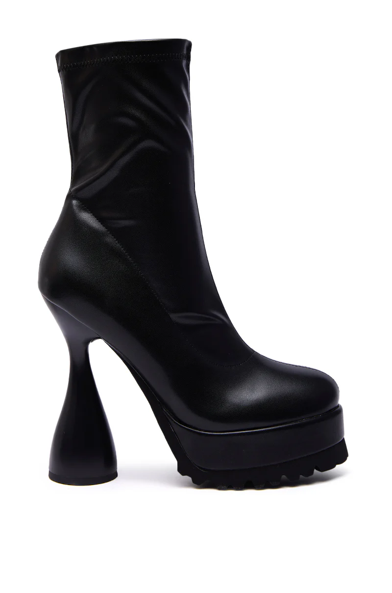AZALEA WANG WARIO BLACK CHUNKY BOOTIE - Image 5