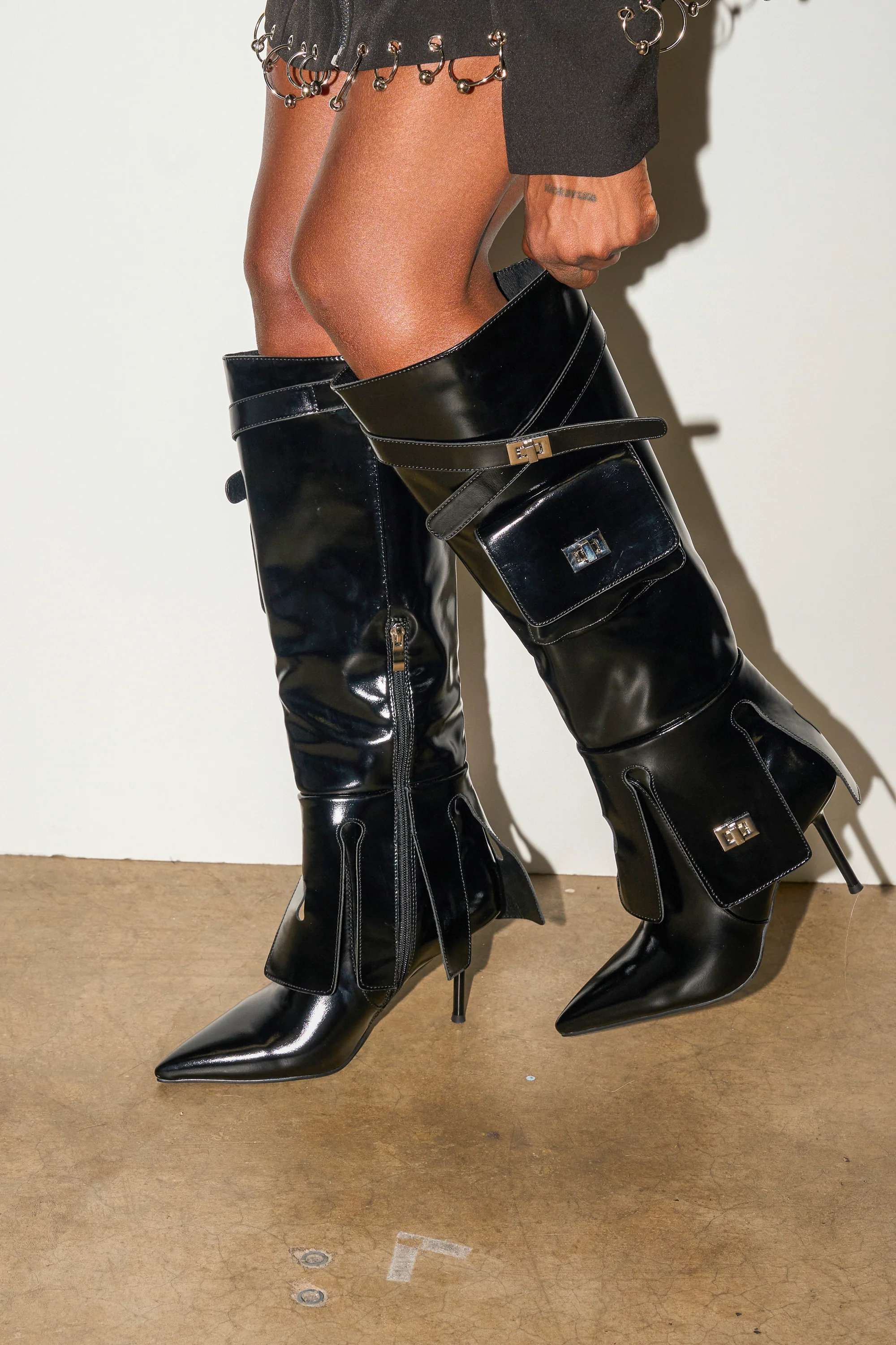 AZALEA WANG WATERS BLACK STILETTO BOOT WITH POCKETS - Image 8