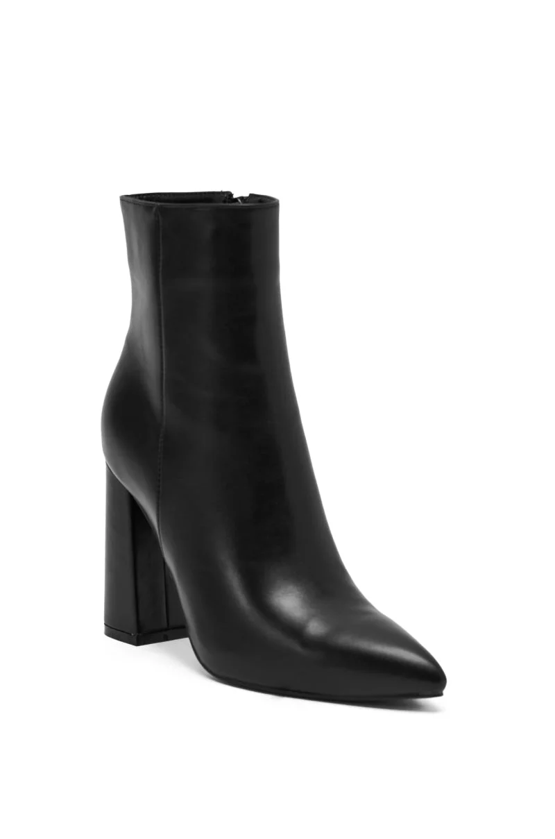 AZALEA WANG JESSABELL BLACK CHUNKY BOOTIE - Image 5