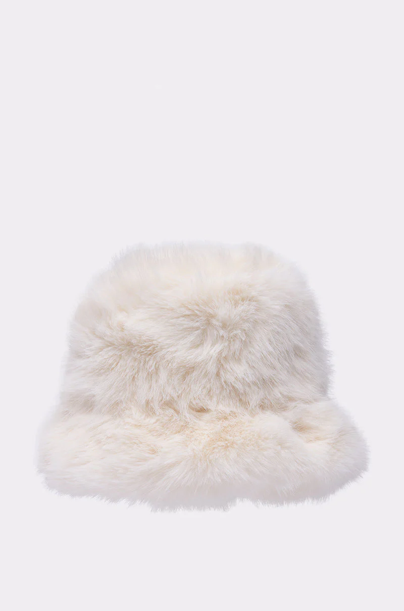 BABY IT'S COLD OUTSIDE FAUX FUR BUCKET HAT IN IVORY - Image 6