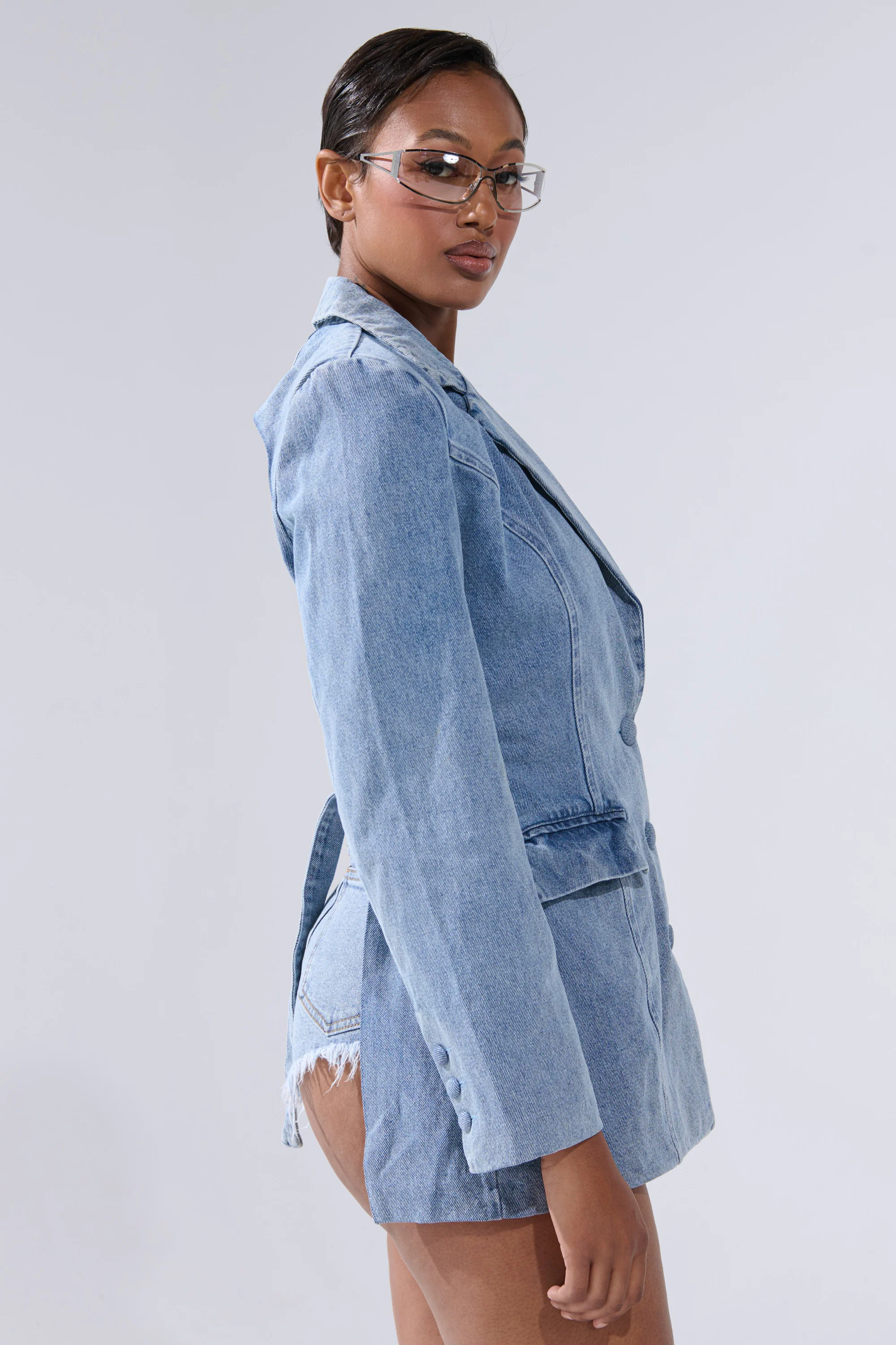 BACKLESS DENIM BLAZER - Image 4