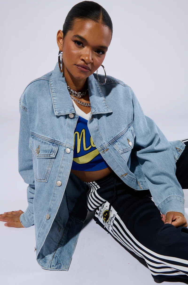 BE RIGHT BACK OVERSIZED DENIM JACKET - Image 3