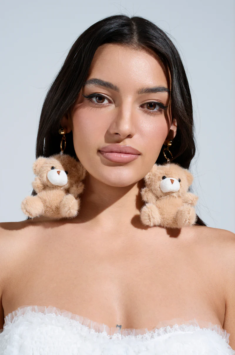 BEAR WITH ME EARRING - Image 3