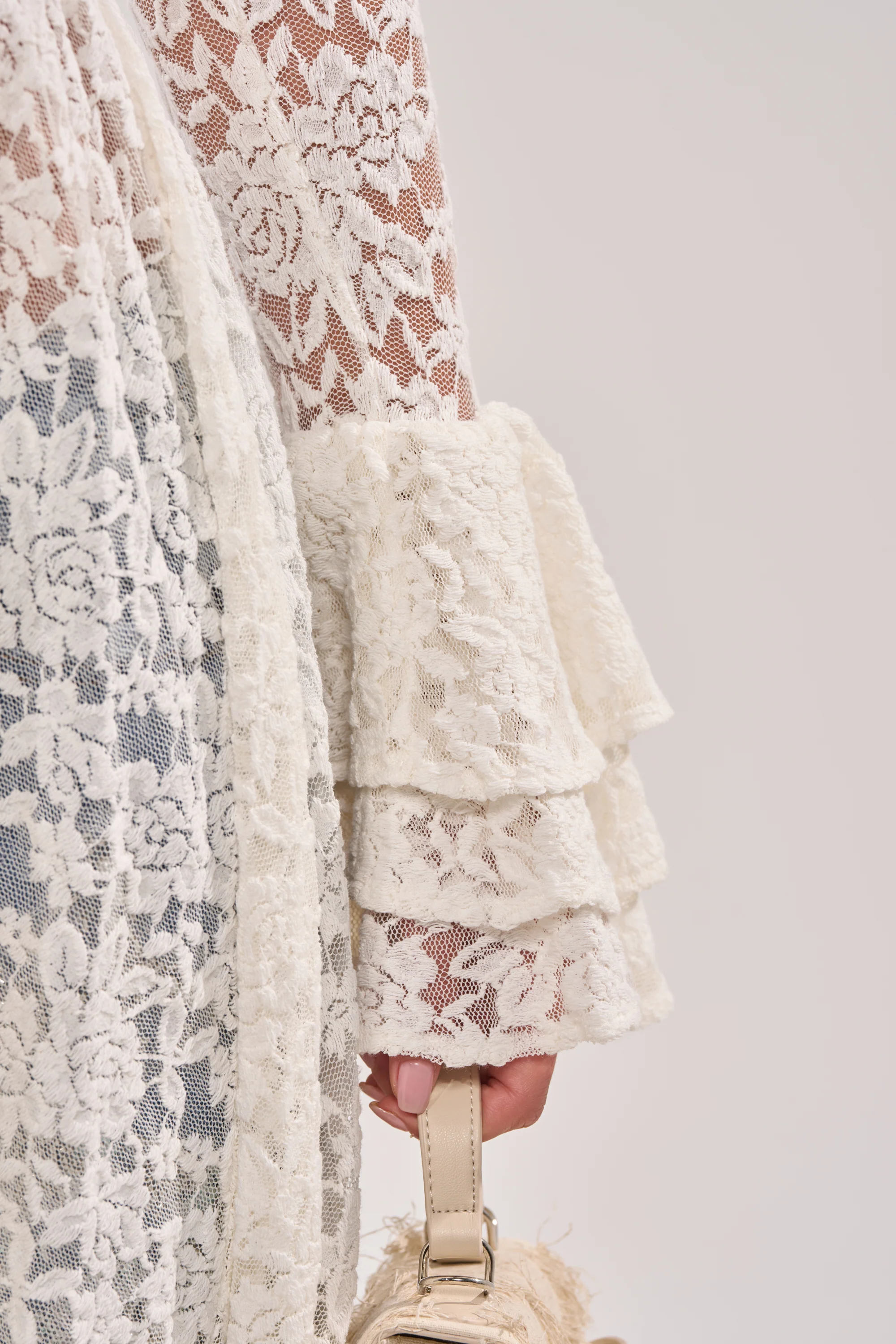BELINHA LACE BLOUSE - Image 8