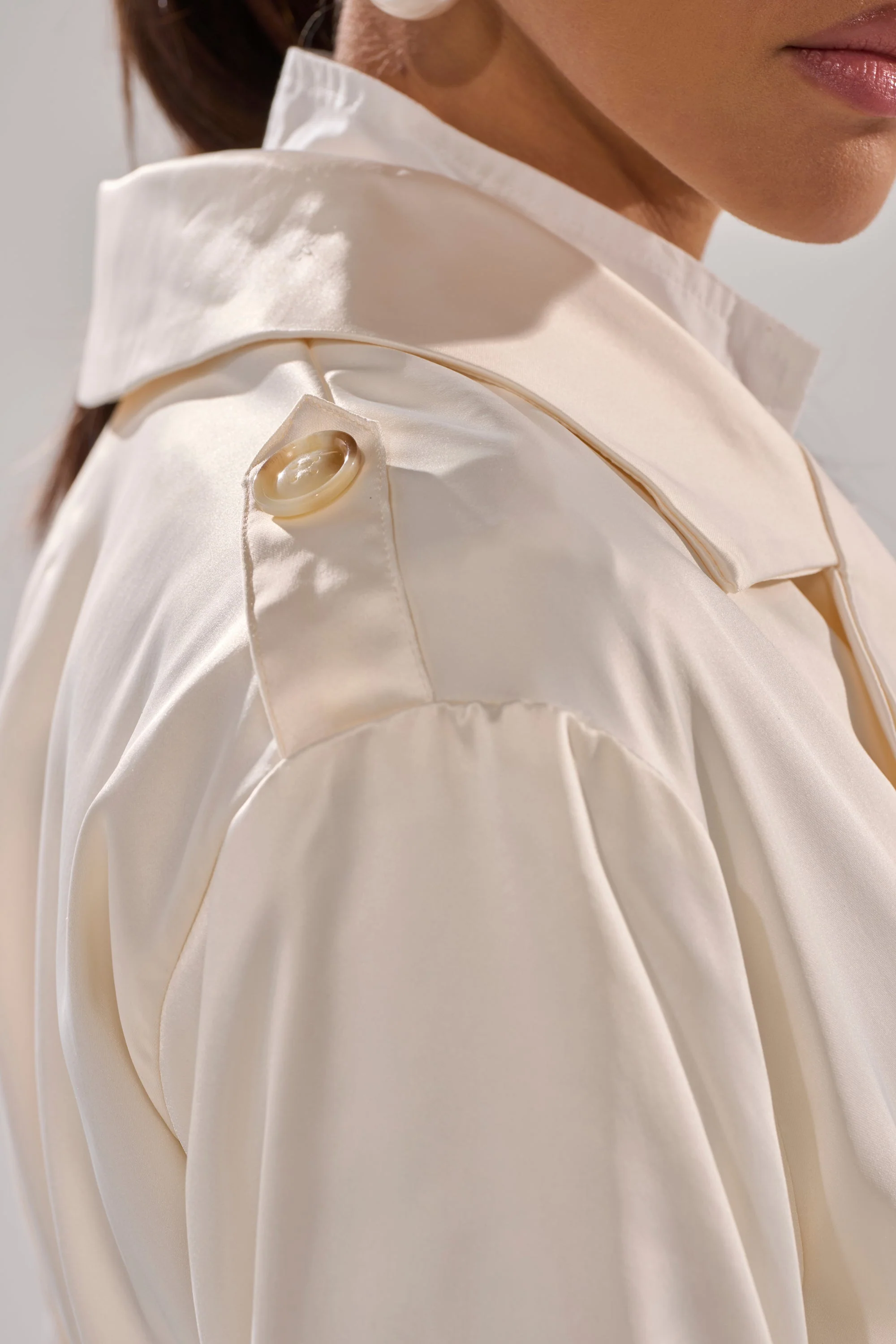 BELLISSIMA SATIN TRENCH - Image 10