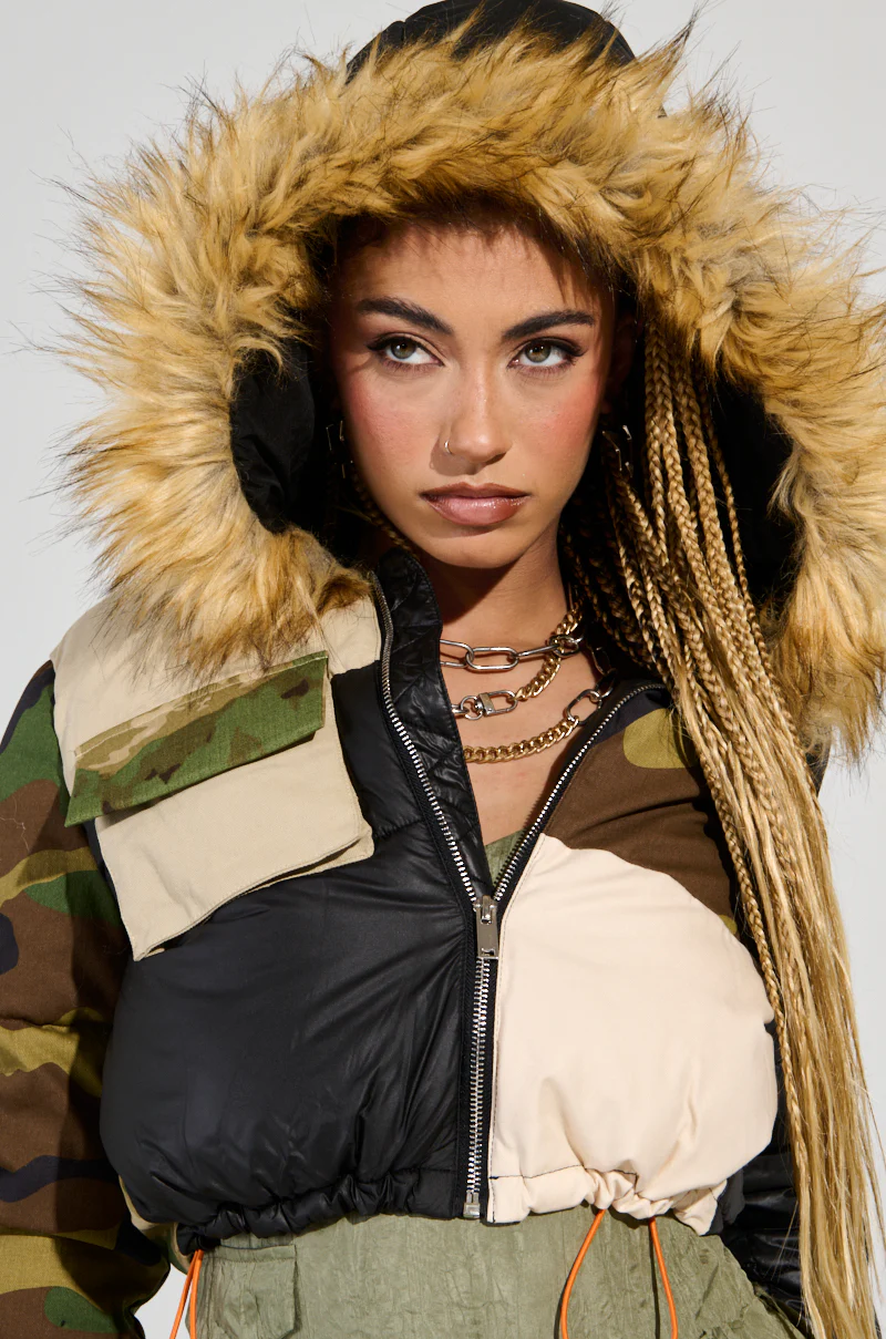 BENDITA CROPPED PATCHWORK PUFFER - Image 9