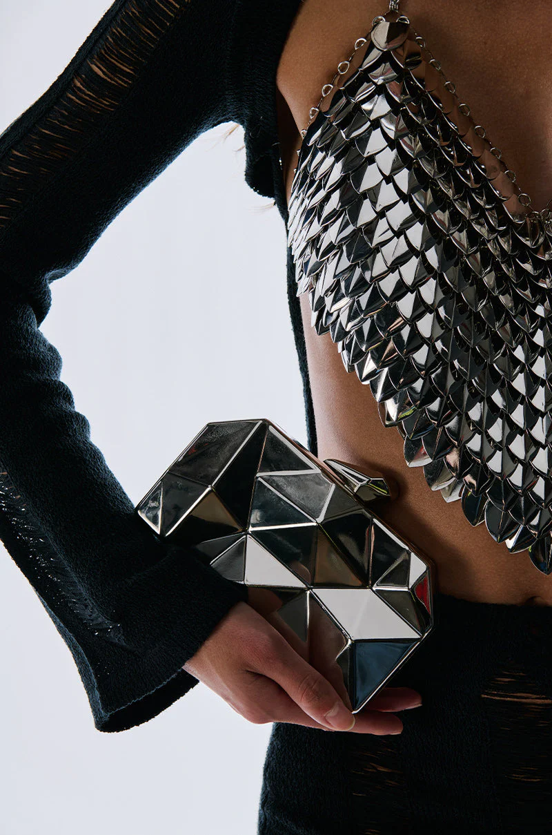 BENT OUTTA SHAPE METALLIC CLUTCH - Image 3