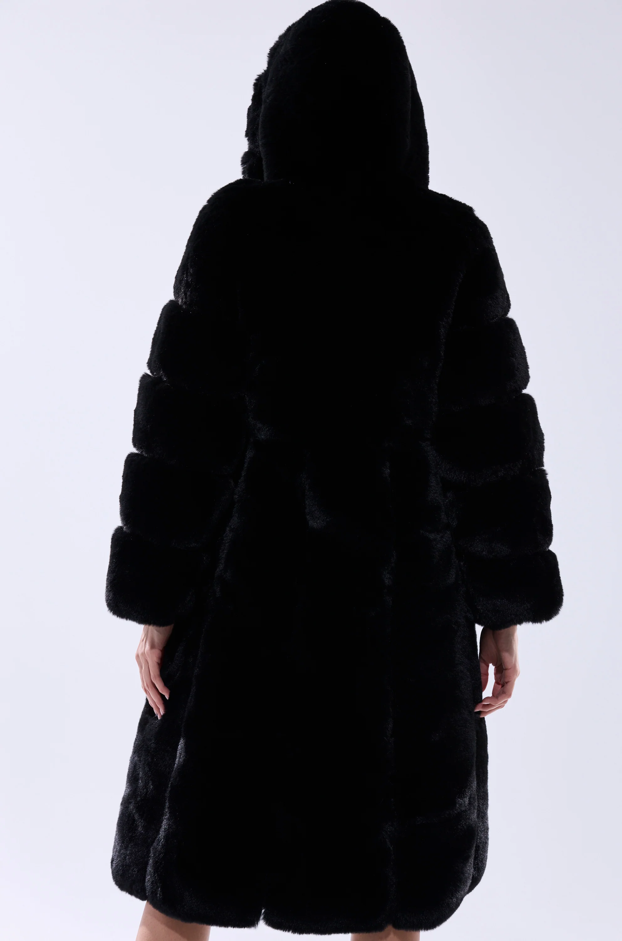BERLIN HOODED FAUX FUR IN BLACK - Image 10