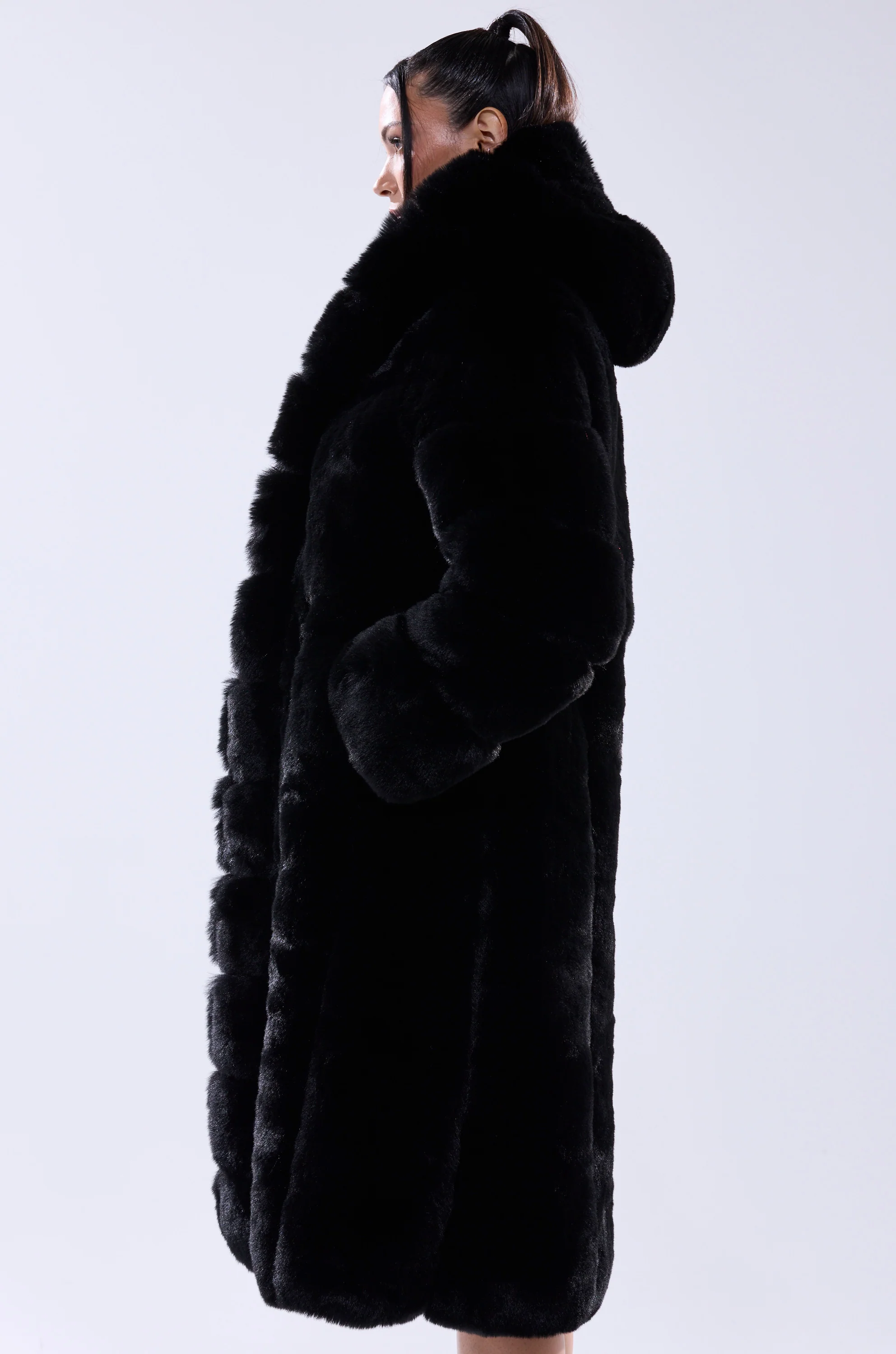 BERLIN HOODED FAUX FUR IN BLACK - Image 9