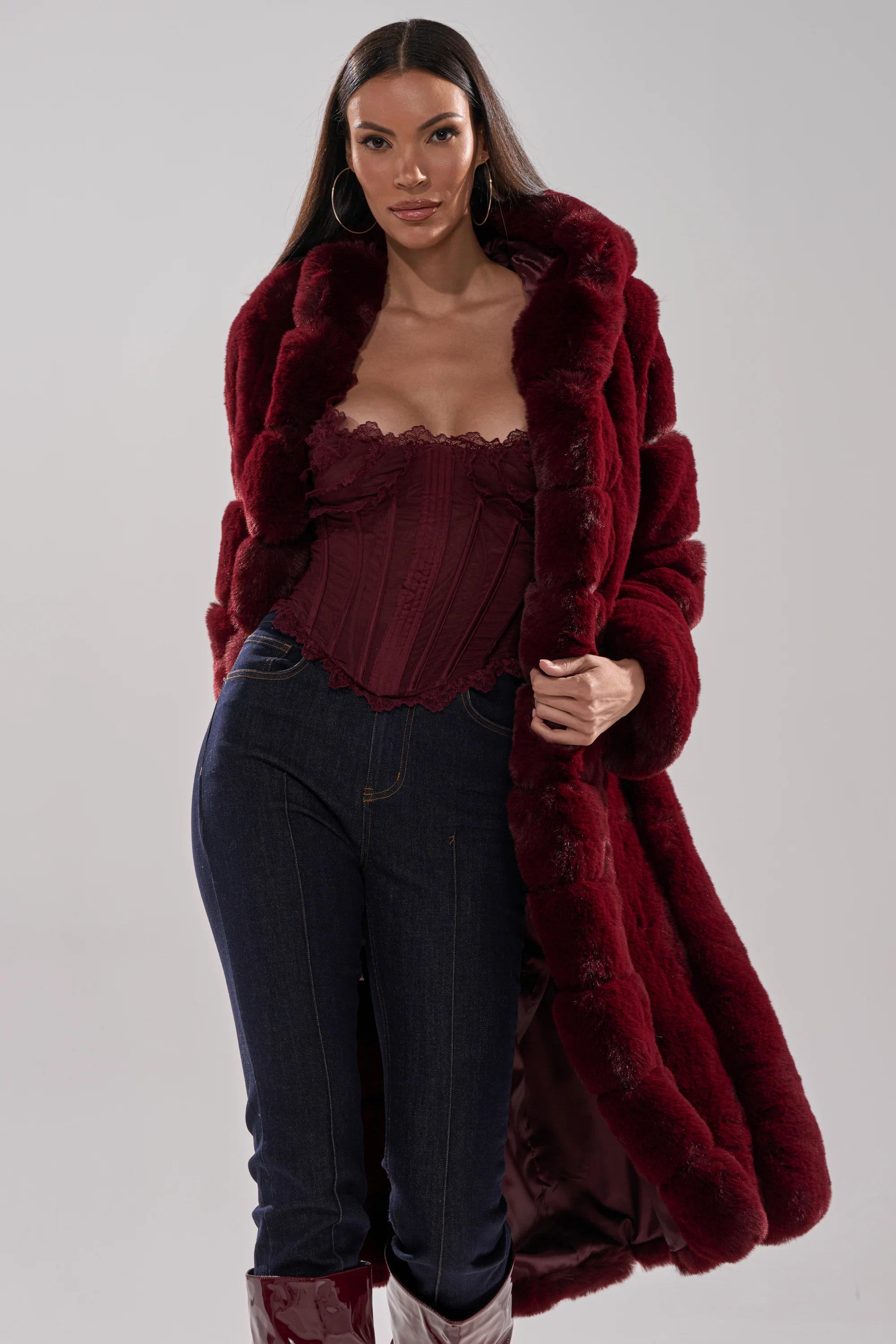 BERLIN HOODED FAUX FUR IN BURGUNDY - Image 3
