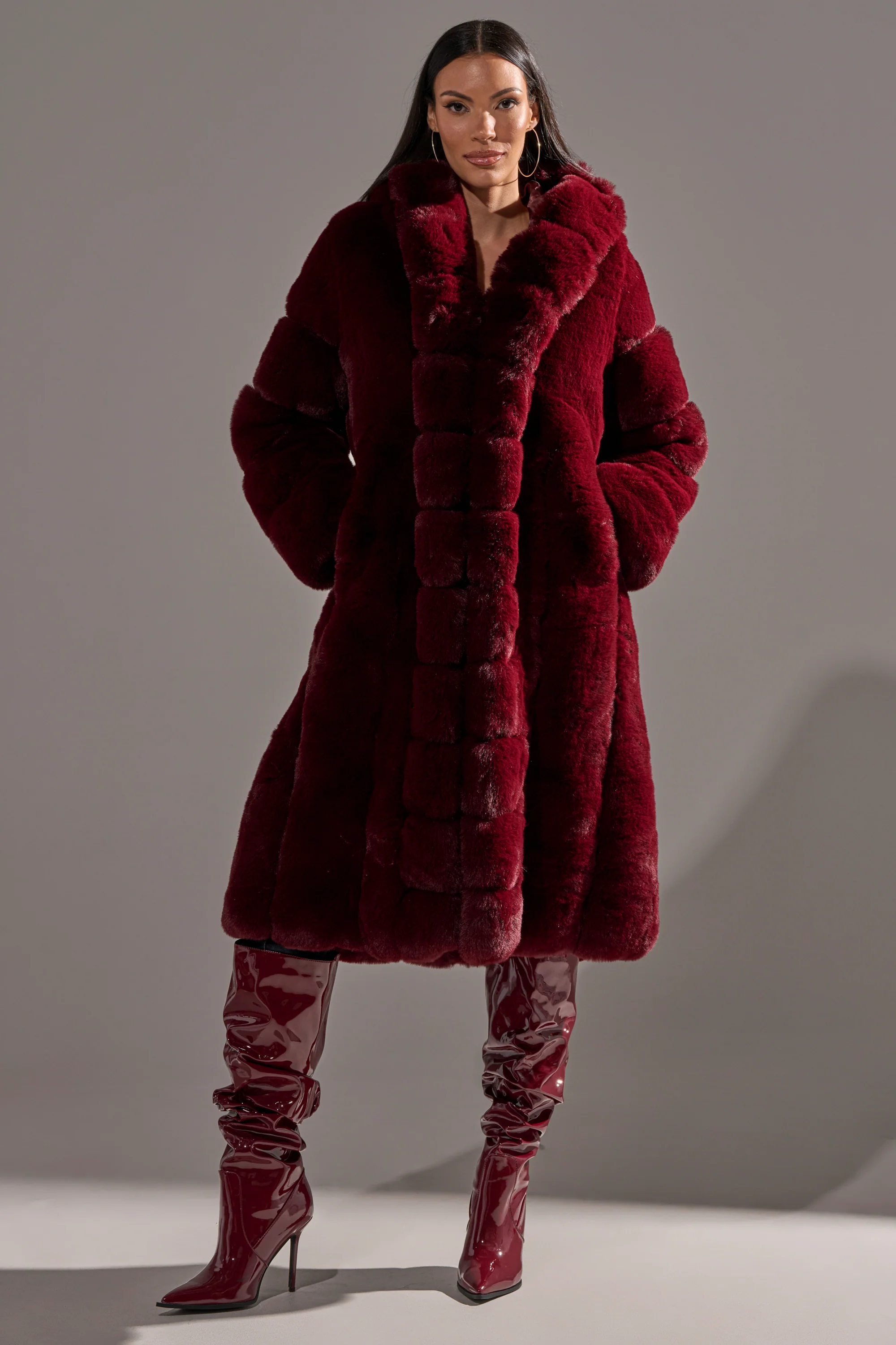 BERLIN HOODED FAUX FUR IN BURGUNDY - Image 4