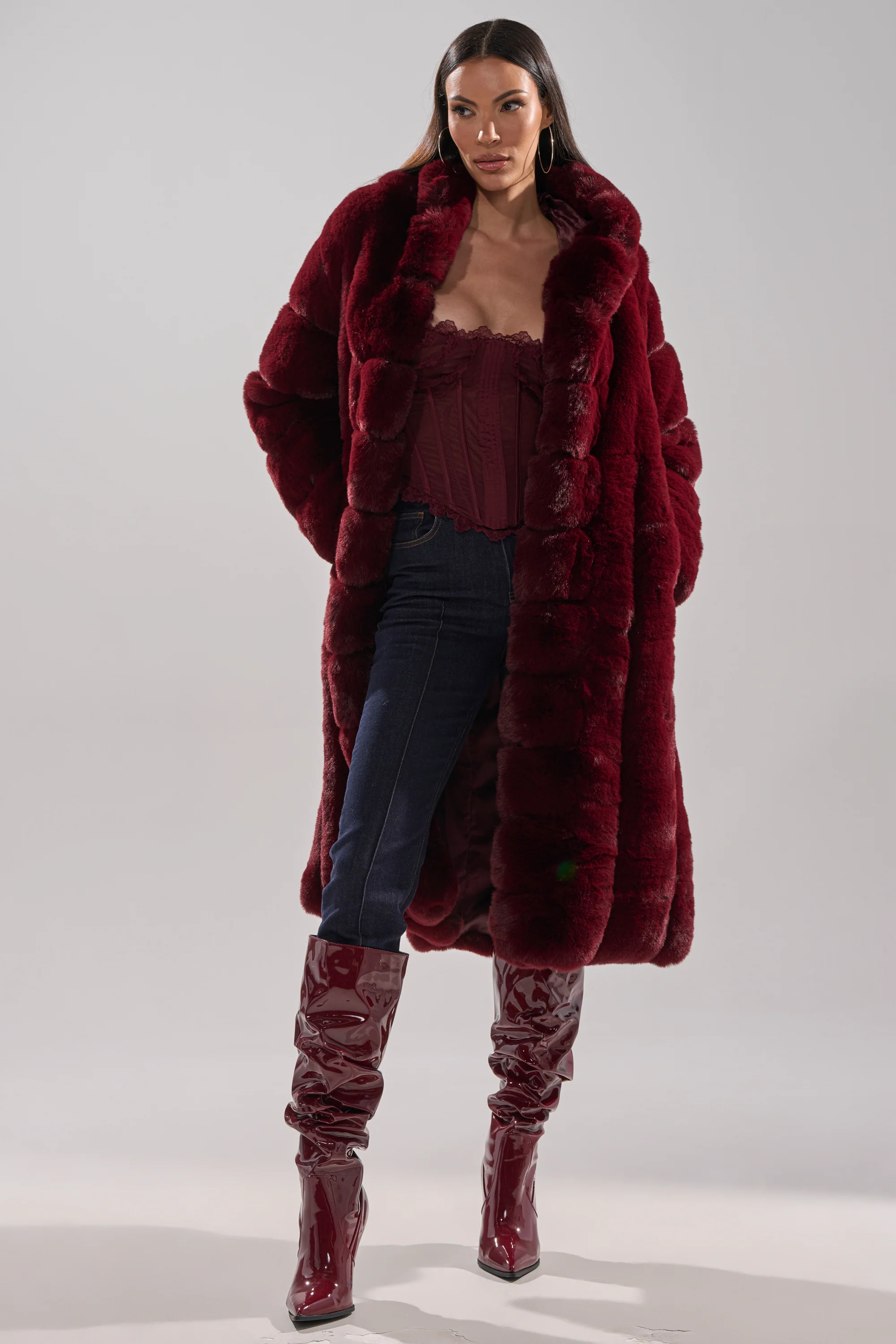 BERLIN HOODED FAUX FUR IN BURGUNDY - Image 5