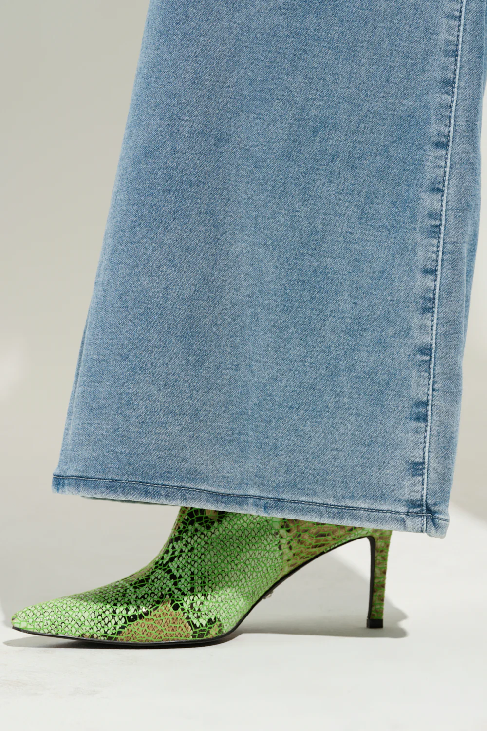 BEST NIGHT YET DREAMJEAN COMFY DENIM - Image 6