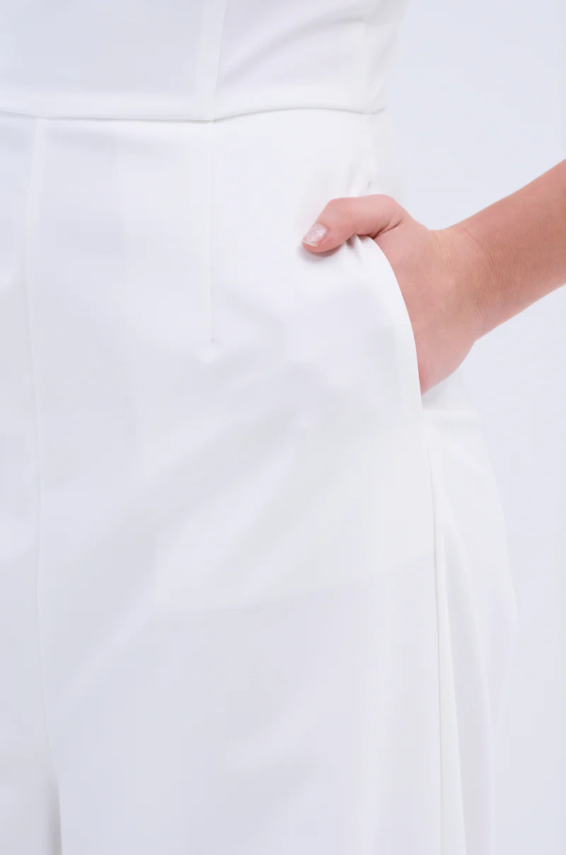 BIG BOSS ENERGY WIDE LEG JUMPSUIT IN WHITE - Image 9