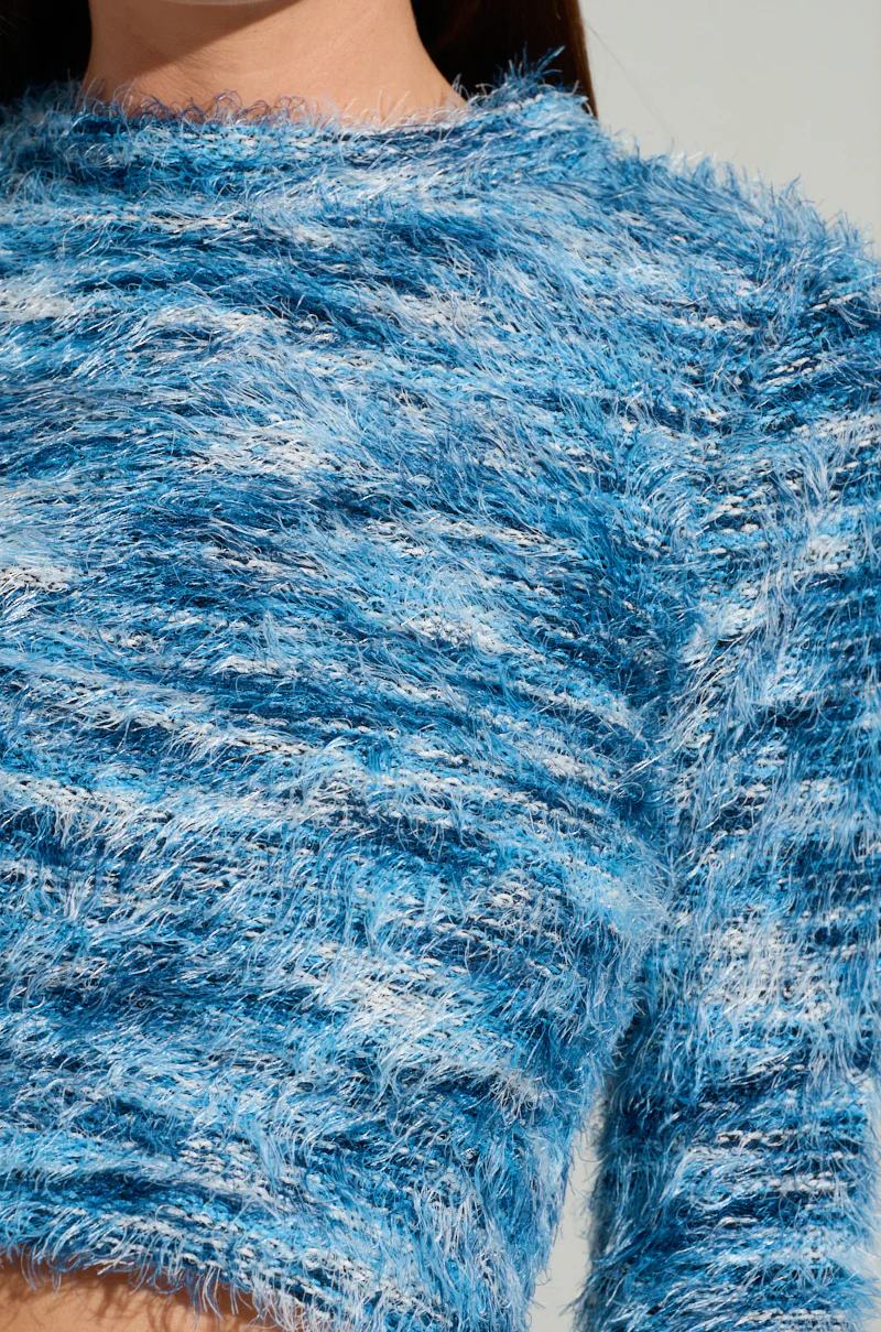 BIG FUZZY ENERGY CROPPED SWEATER IN BLUE - Image 7