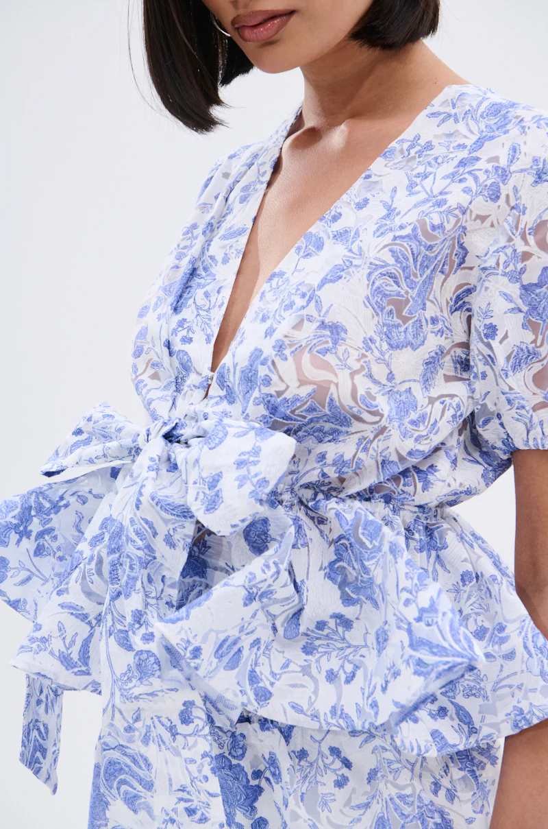 BINKEY FLORAL TIE FRONT BLOUSE - Image 10