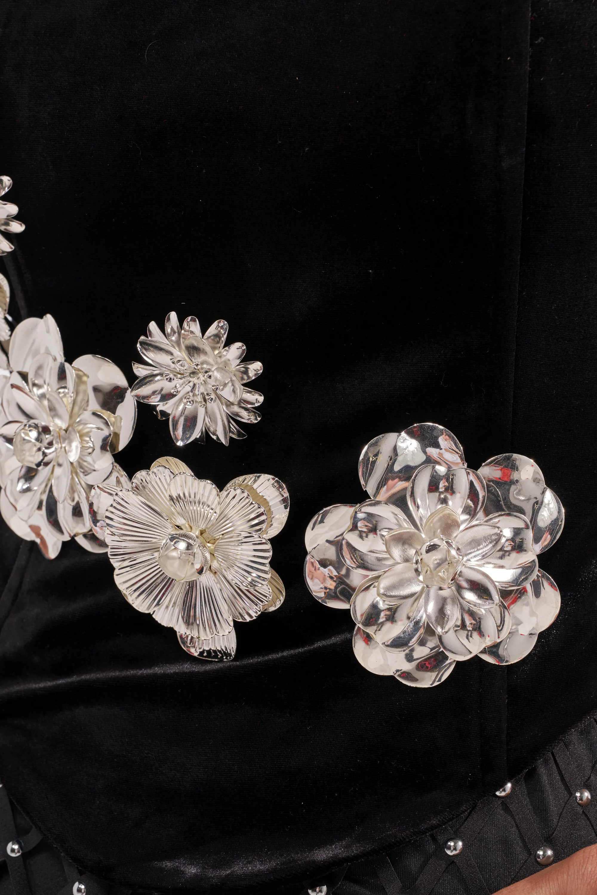 BLINGING OUT CORSET - Image 11