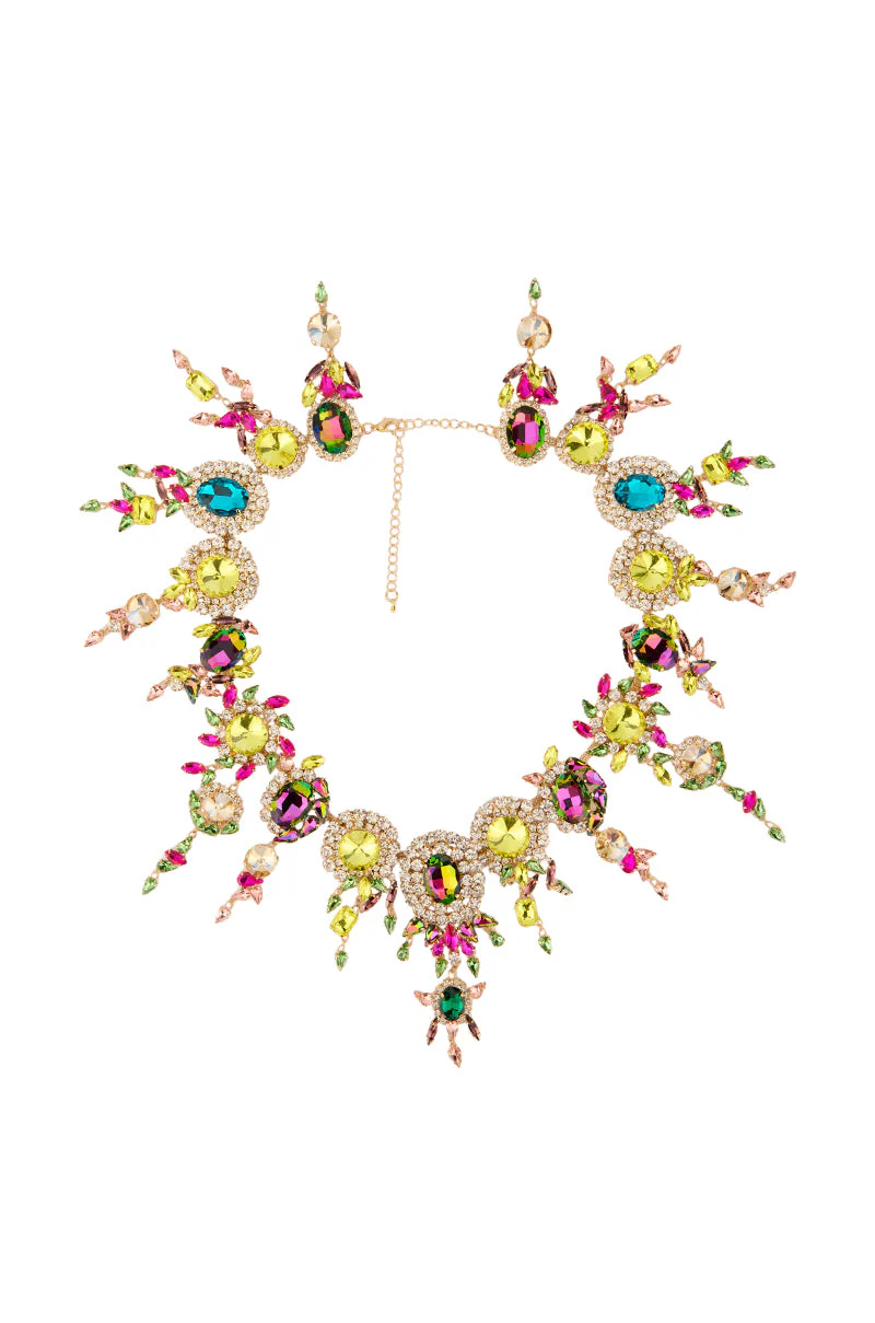 BOOK THE TRIP STATEMENT NECKLACE - Image 3