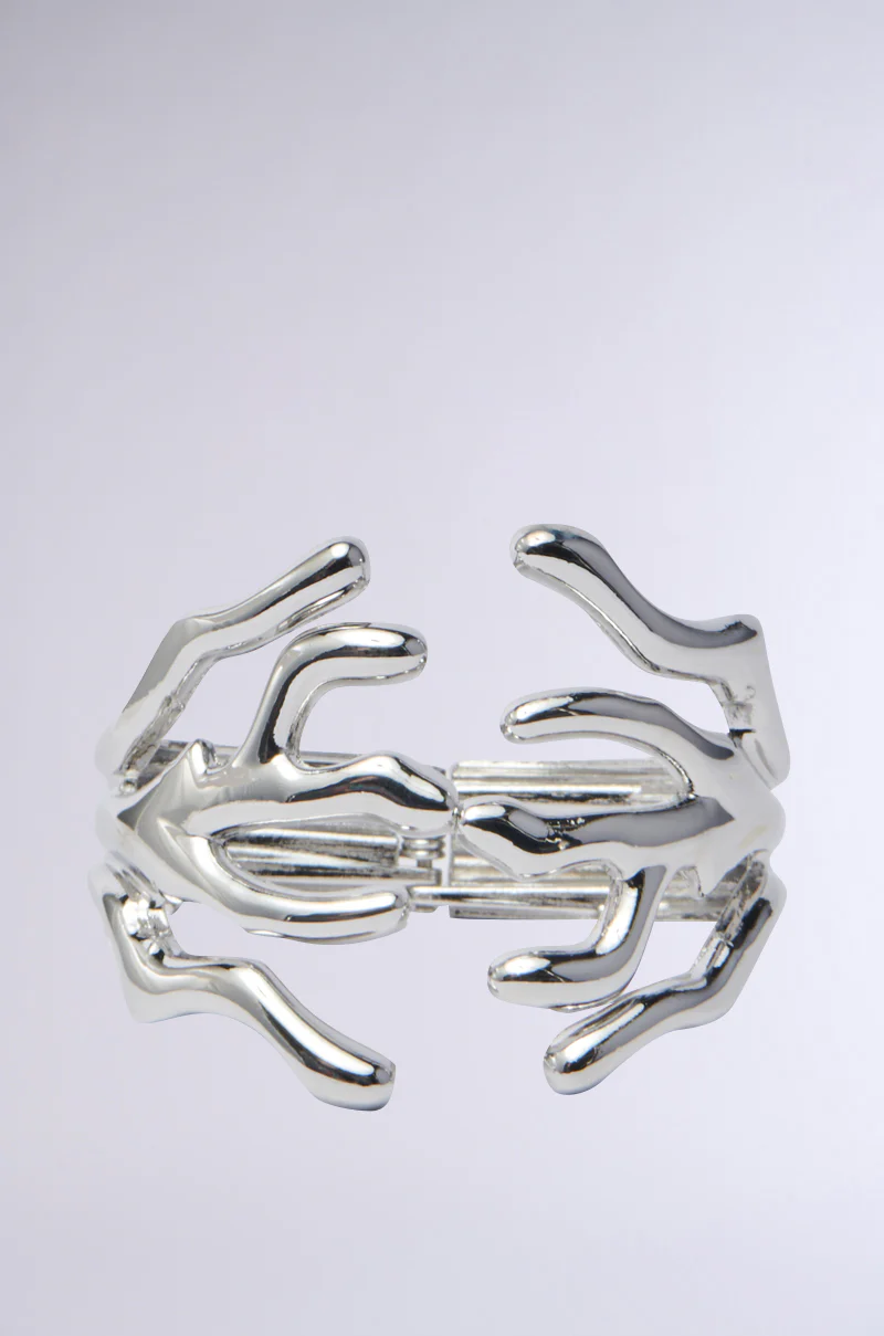 CUFFED UP BRACELET IN SILVER