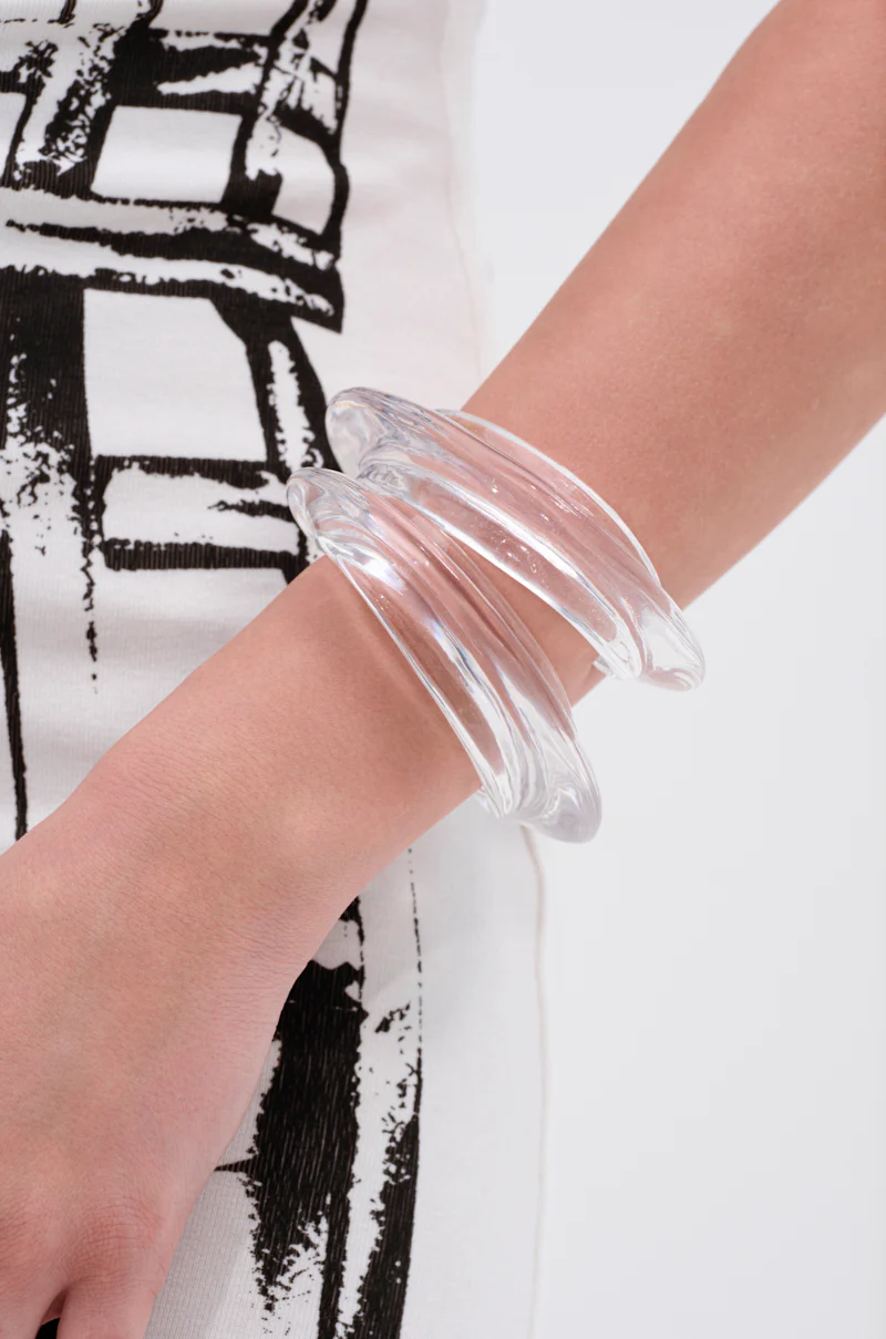 ARTISTIC STATEMENT BRACELET - Image 2