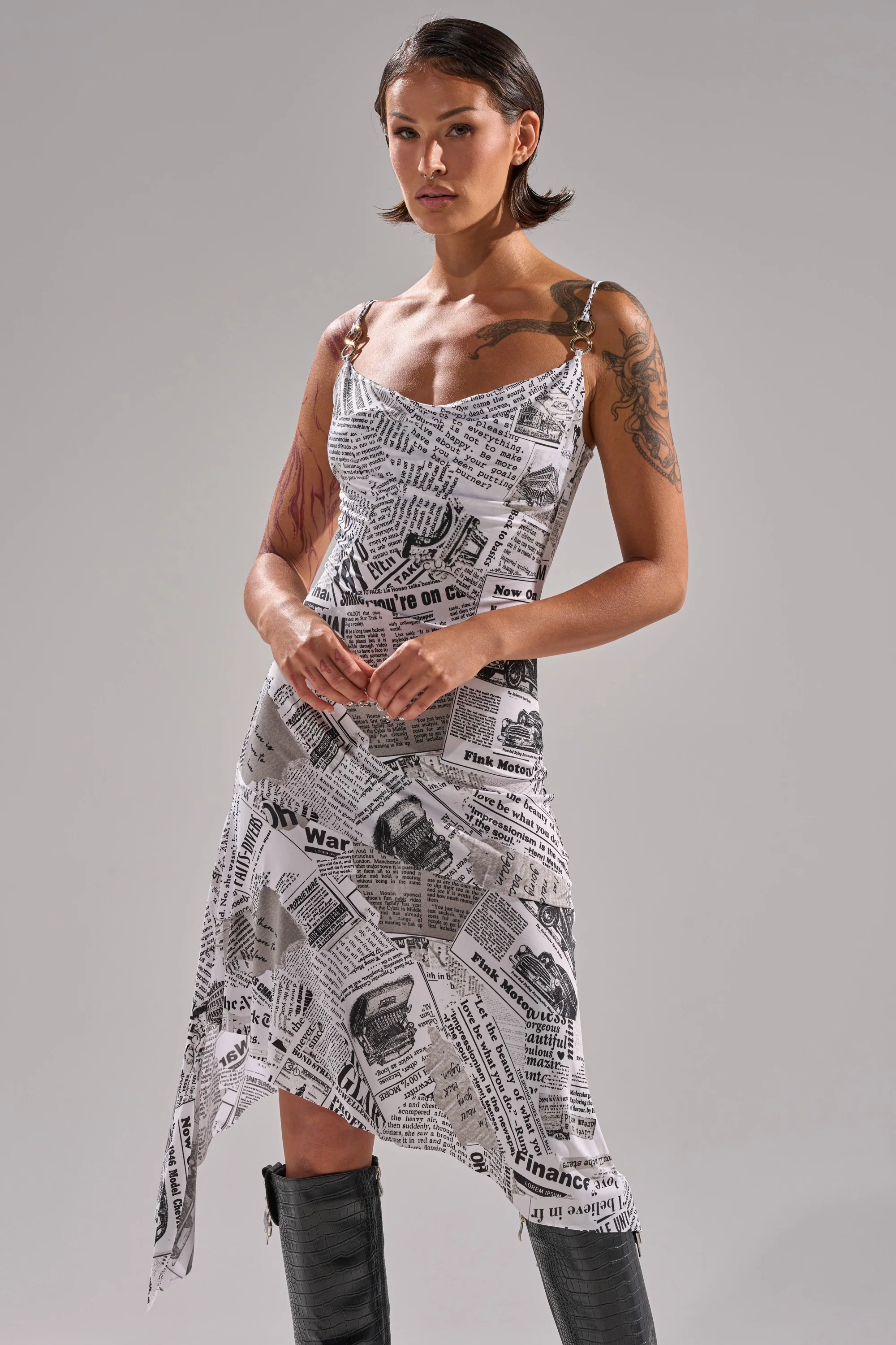 BREAKING NEWS PRINTED MIDI DRESS - Image 3